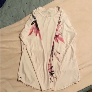 O’Neill white rash guard